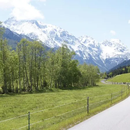 Daire Scenic In Salzburg With Swimming Pool *