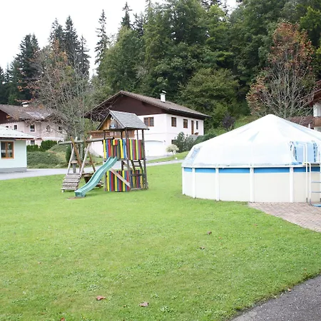 Διαμέρισμα Scenic In Salzburg With Swimming Pool *