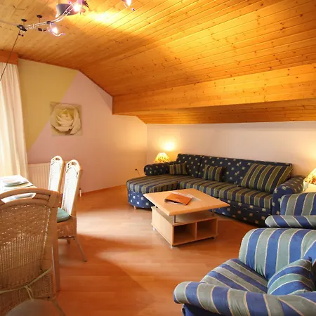 Scenic In Salzburg With Swimming Pool Διαμέρισμα
