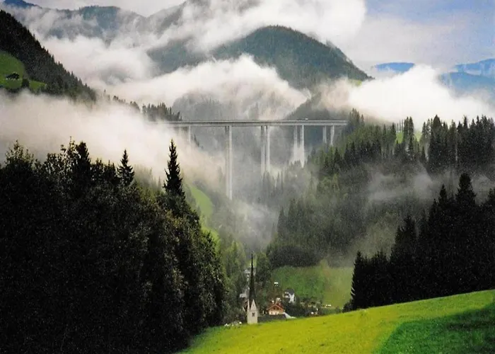 Апартаменты Scenic In Salzburg With Swimming Pool